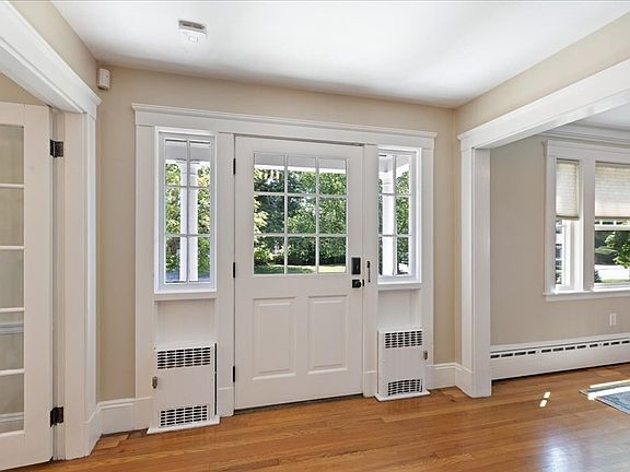 5th image of 14 Stratford Rd