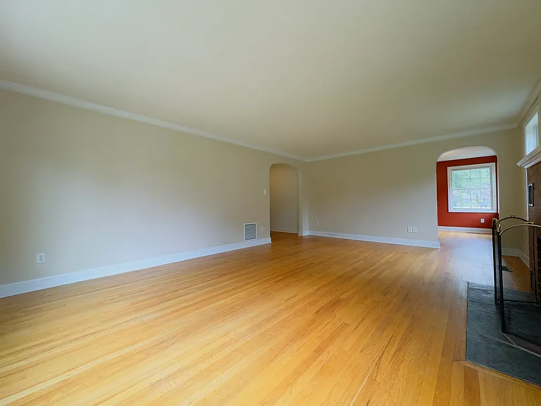 1158 Hartford Tpke #1 — Photo 10