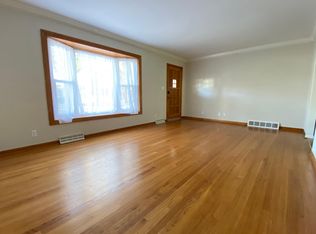 815 Denney Ln, Leavenworth, KS 66048