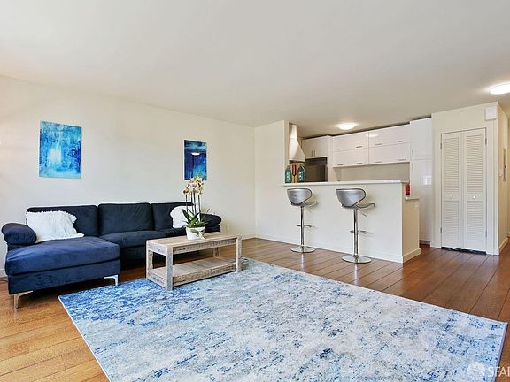 4th image of 1635 10th Ave APT 1