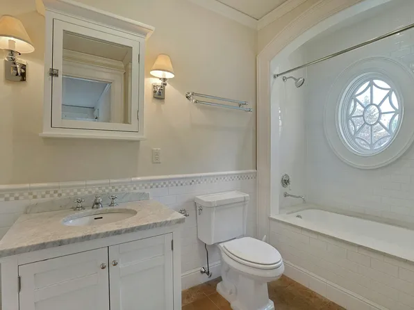 5000 Grosvenor Avenue image 31 of 42