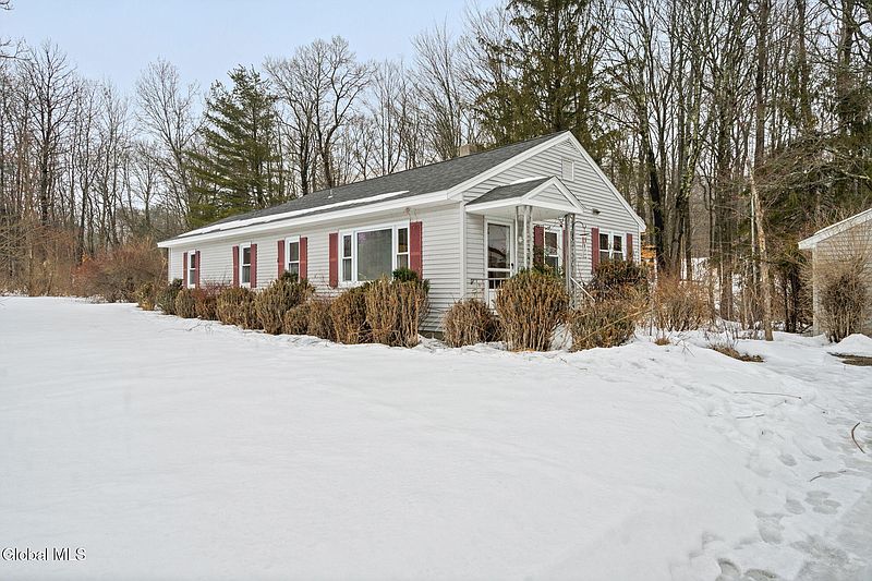 3rd image of 166 Potter Road
