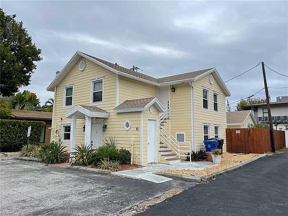 2nd image of 10 NE 11th Ave #1