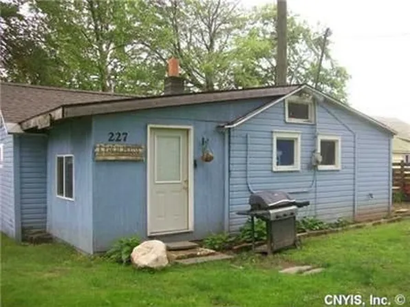 227 Seber Shores Rd, Sandy Creek, NY 13145