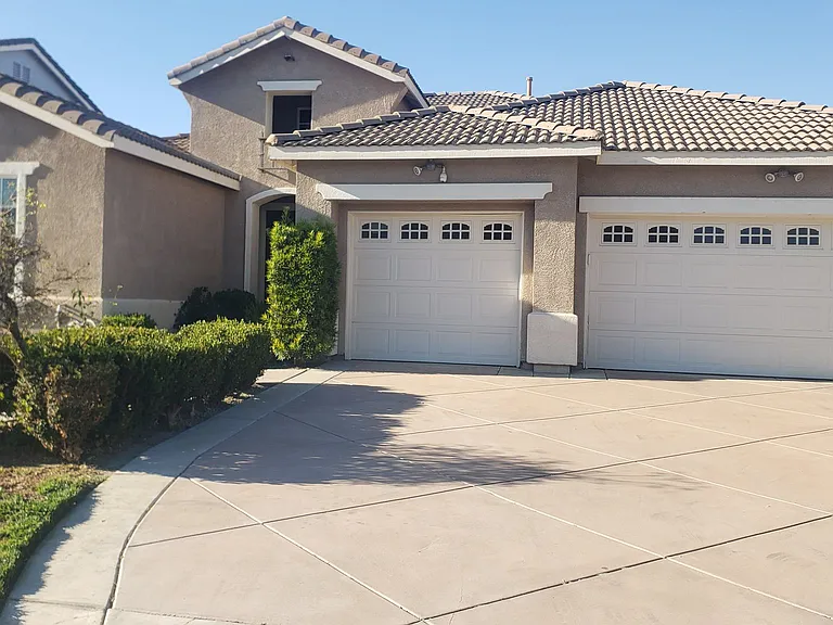 12686 Amberhill Ave — Photo 1