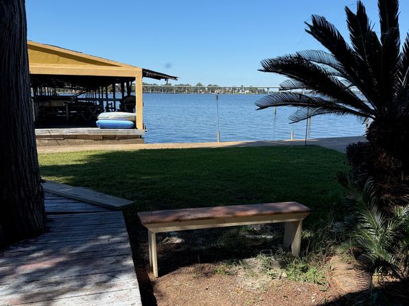 1550 Cross Lake Blvd APT C