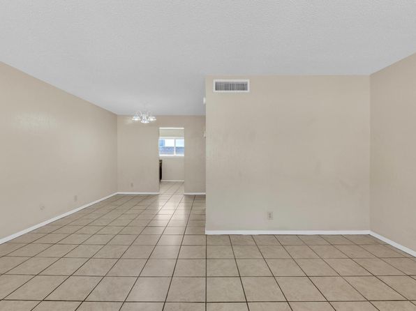3300 Hayes Ave APT 28