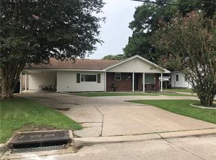 113 Iota St, Belle Chasse, LA 70037