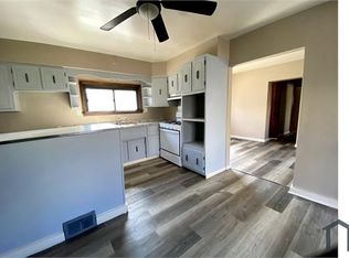 134 Amanda Ave, Pittsburgh, PA 15210