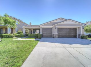 27874 Lakes Landing Dr, Menifee, CA 92585