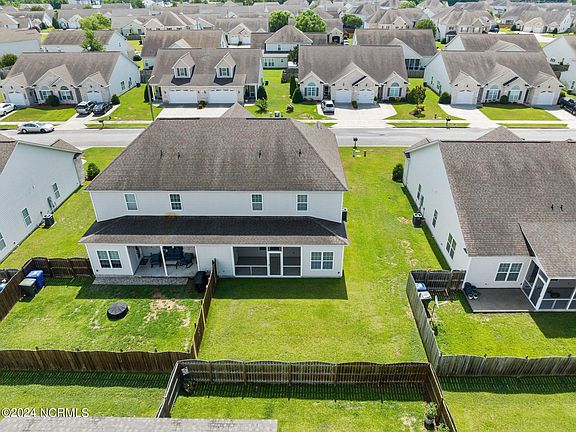 4th image of 1924 Leighton Drive #A