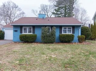 29 Longfellow Rd, Natick, MA 01760