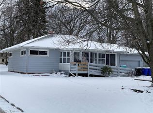 13895 Settlement Acres Dr, Brookpark, OH