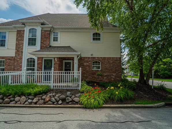 773 Forest Glen Dr, Valparaiso, IN 46385