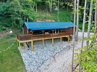 380 Bootleg Ridge Rd, Stanton, KY 40380