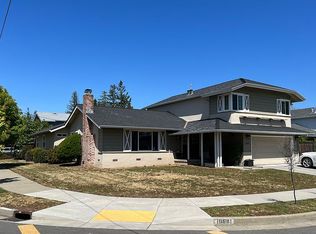 10681 La Roda Dr, Cupertino, CA
