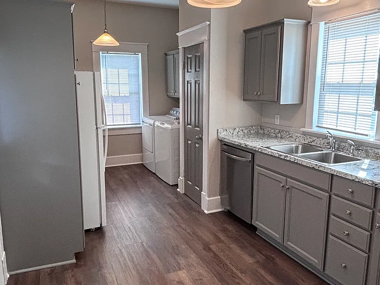 317 E Patti Page Blvd — Photo 21