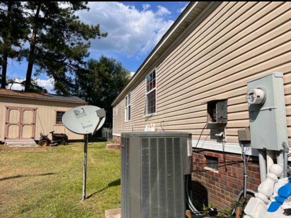 2nd image of 290 McKoy Town Rd