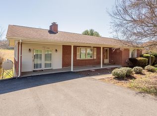 1508 Overton Dr, Pulaski, VA 24301