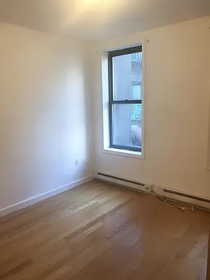 Rented by Century 21 New Golden Age Realty | media 24