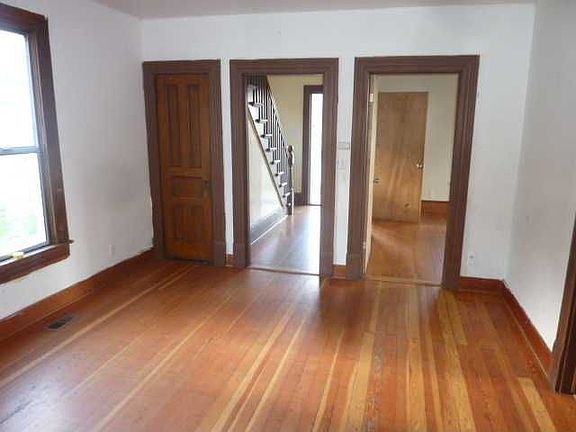 5th image of 1436 E 32nd St