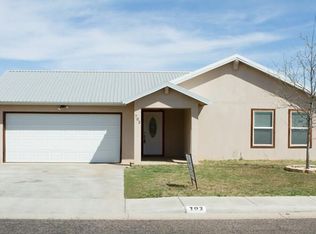 702 NW 9th St, Andrews, TX 79714