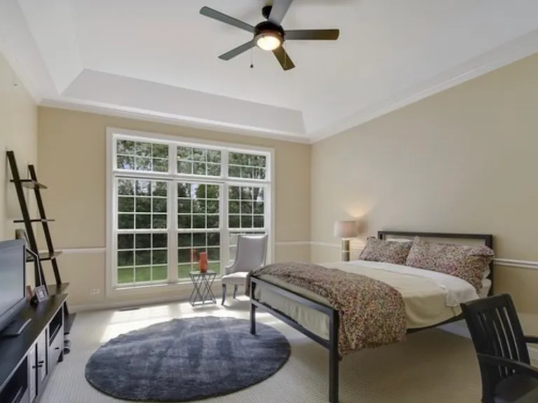 5393 Promontory Ln — Photo 11