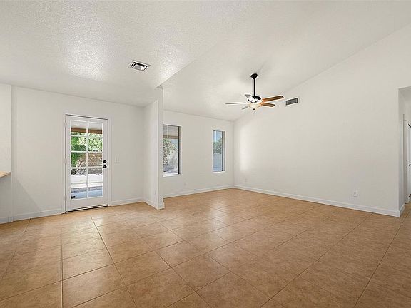 5th image of 2334 E Dragoon Ave