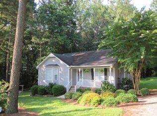308 S Landing Dr, Clayton, NC 27520