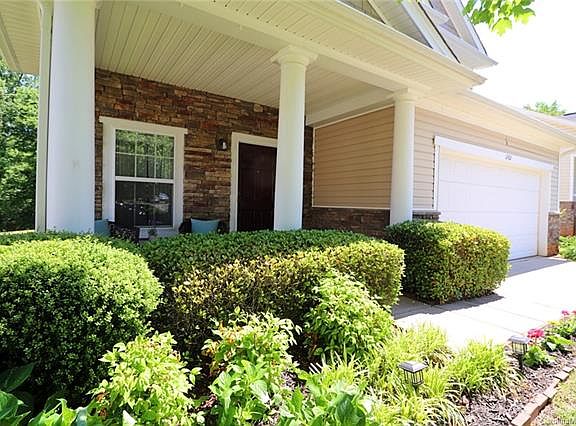 3rd image of 12432 Lanier Islands Cres