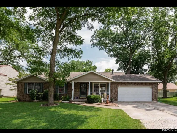326 S 5th St, Mascoutah, IL 62258