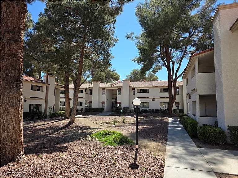 6671 W Tropicana Ave #202 — Photo 3