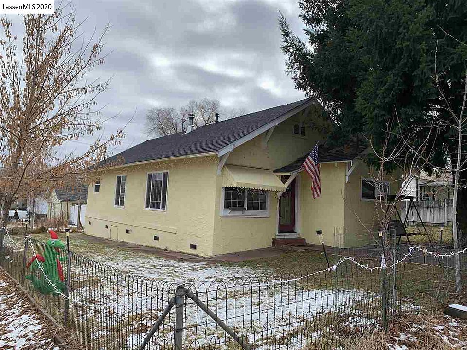 1st image of 301 Pardee Ave