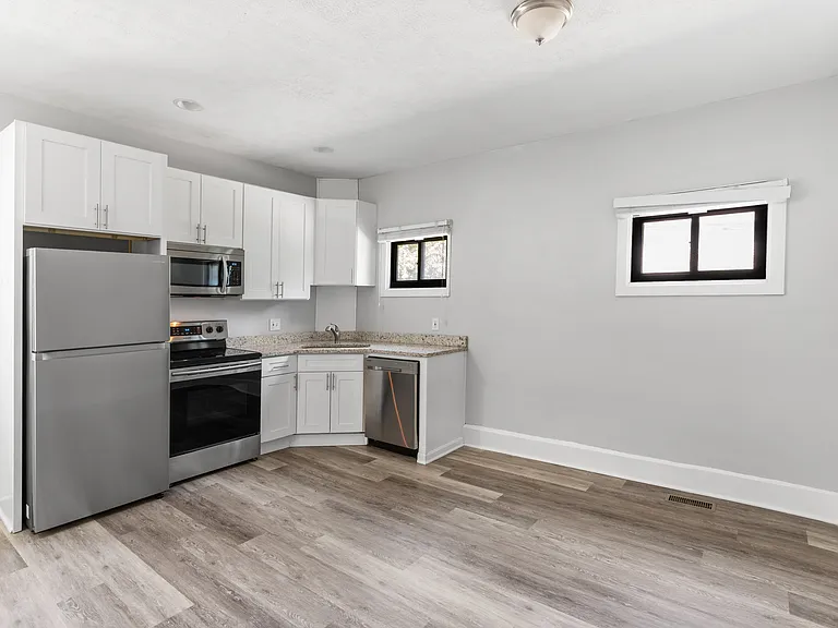 3800 Woodbine Ave #1 — Photo 7