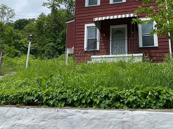 2nd image of 565 McMasters Ave