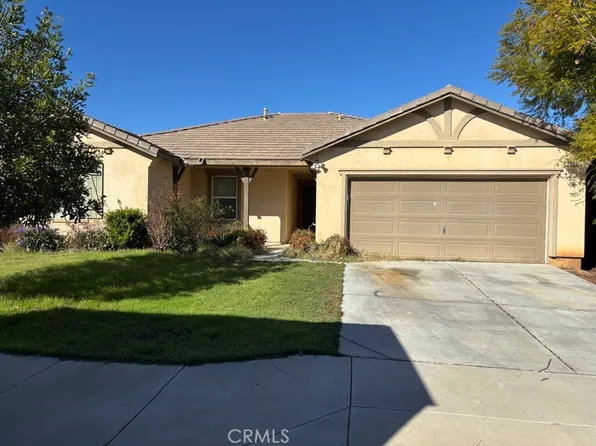 3080 Gazania Dr, Perris, CA 92571