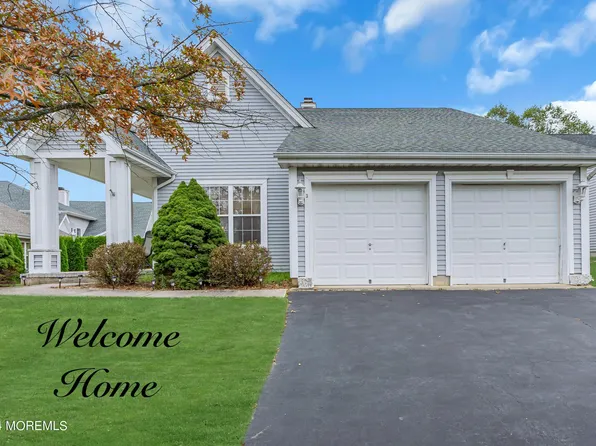 3 Valley Stream Place, Barnegat, NJ 08005