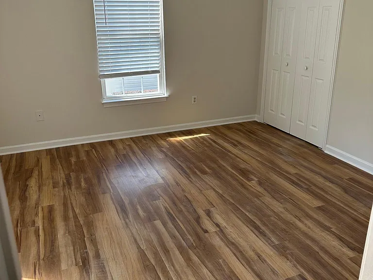 1915 Christiana Ct — Photo 31