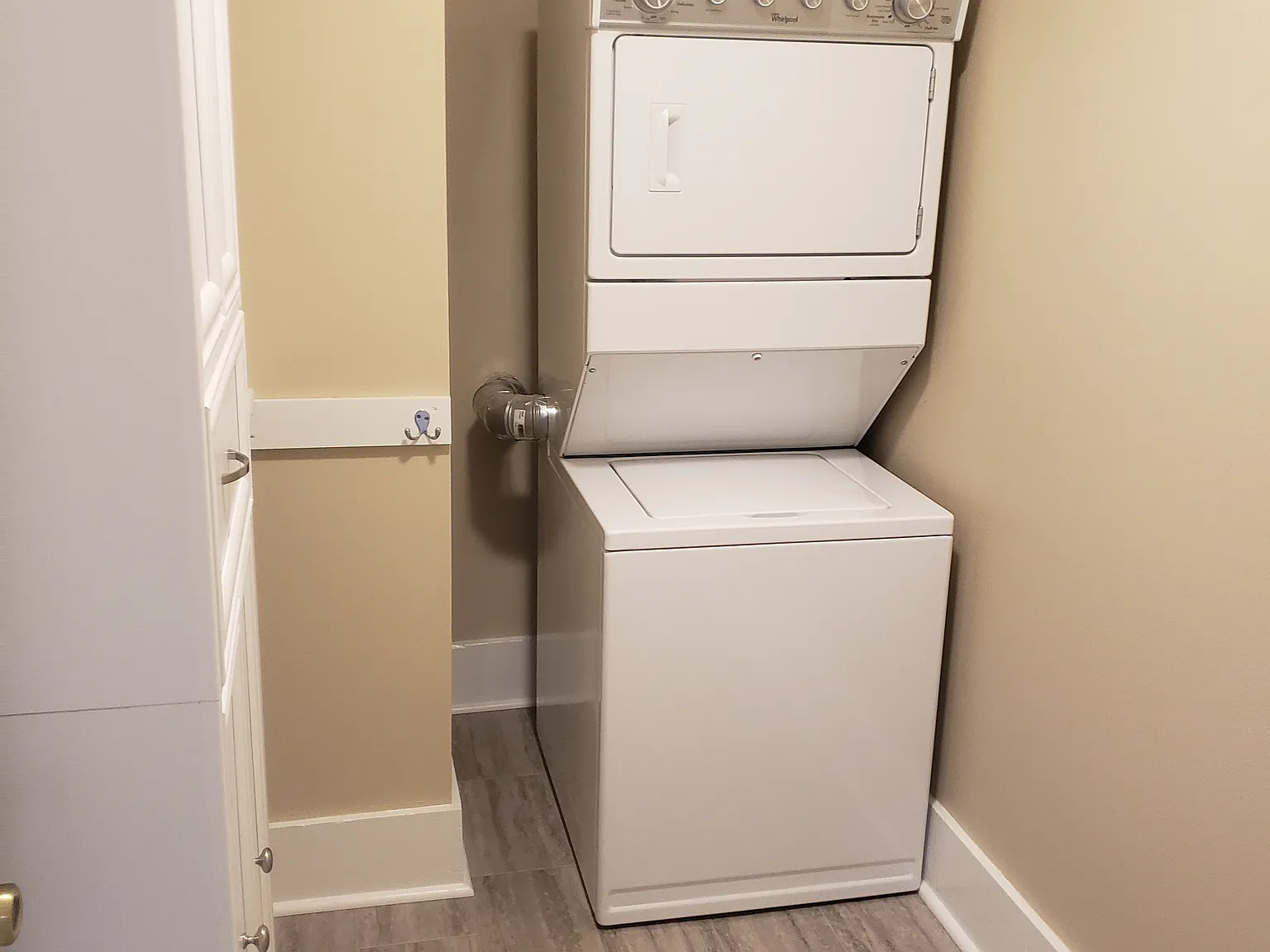 2 bed, $1,425 — Photo 3