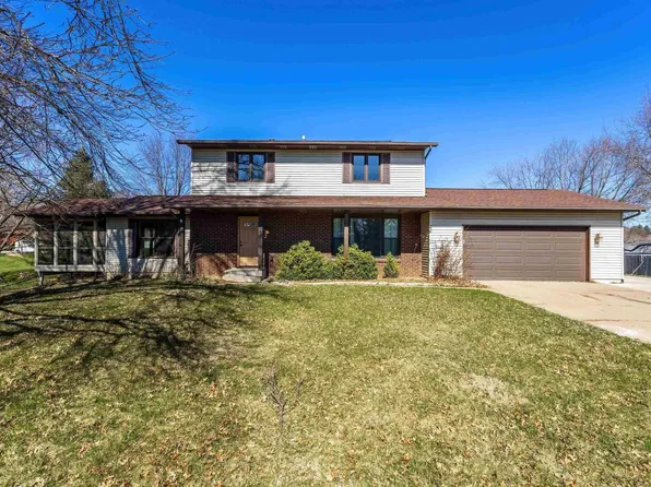 46 Heather Ct, Geneseo, IL 61254