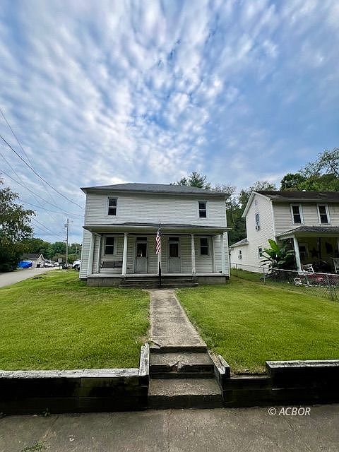 1st image of 45755 Long St