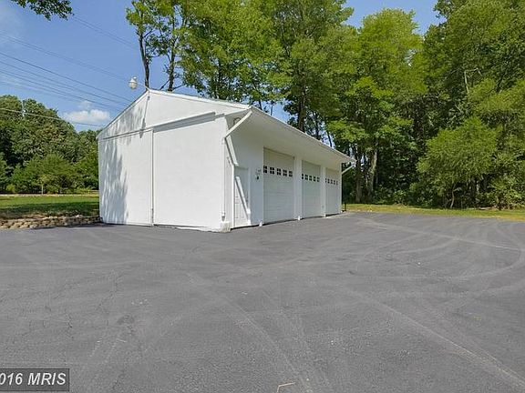 3rd image of 13520 Haversack Ln