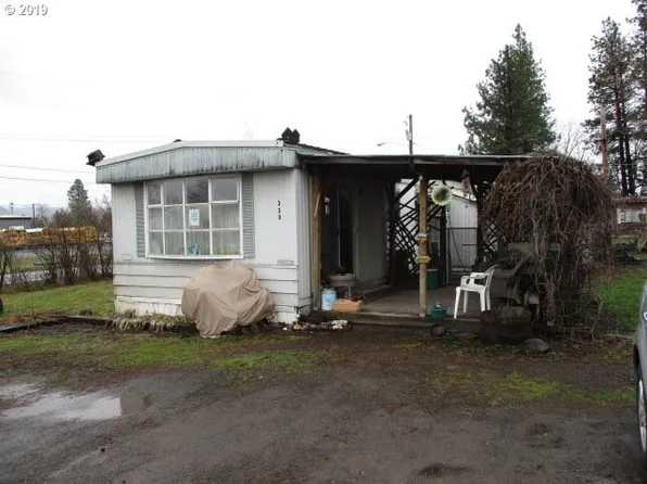 330 N 17th Ave, Elgin, OR 97827