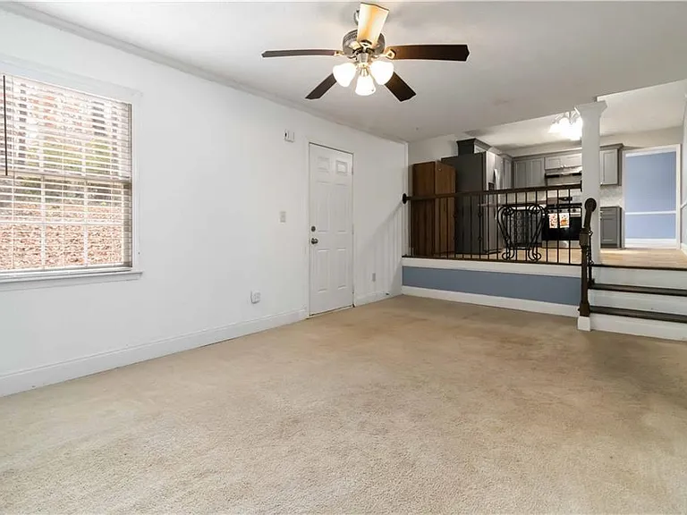 888 Chartley Dr SW — Photo 12