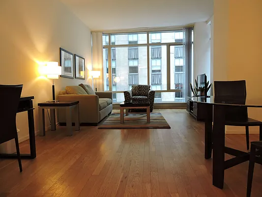 Rented by Yoon Realty Group | media 12