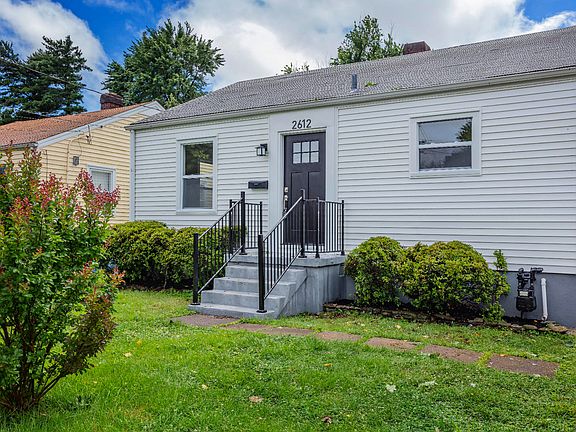 3rd image of 2612 Colin Ave