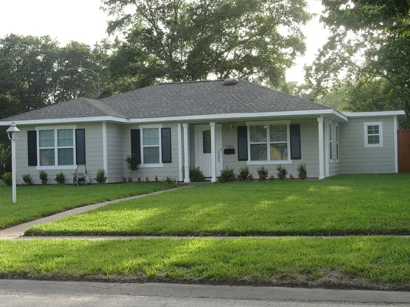 1430 Hewitt Dr, Houston, TX 77018