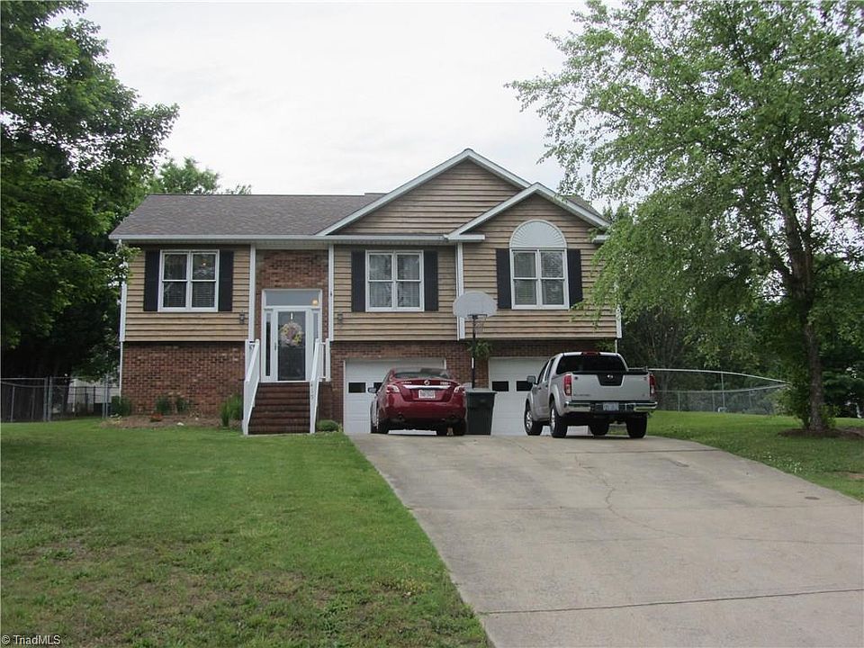 1st image of 419 Evergreen Ct