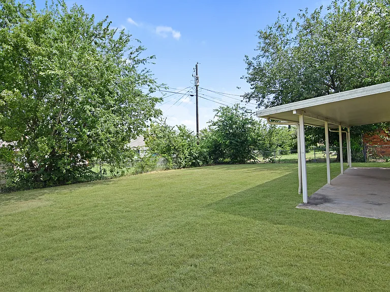 2502 Savage Dr — Photo 19