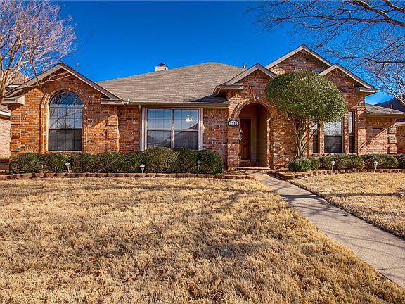 3rd image of 2326 Stillwater Dr